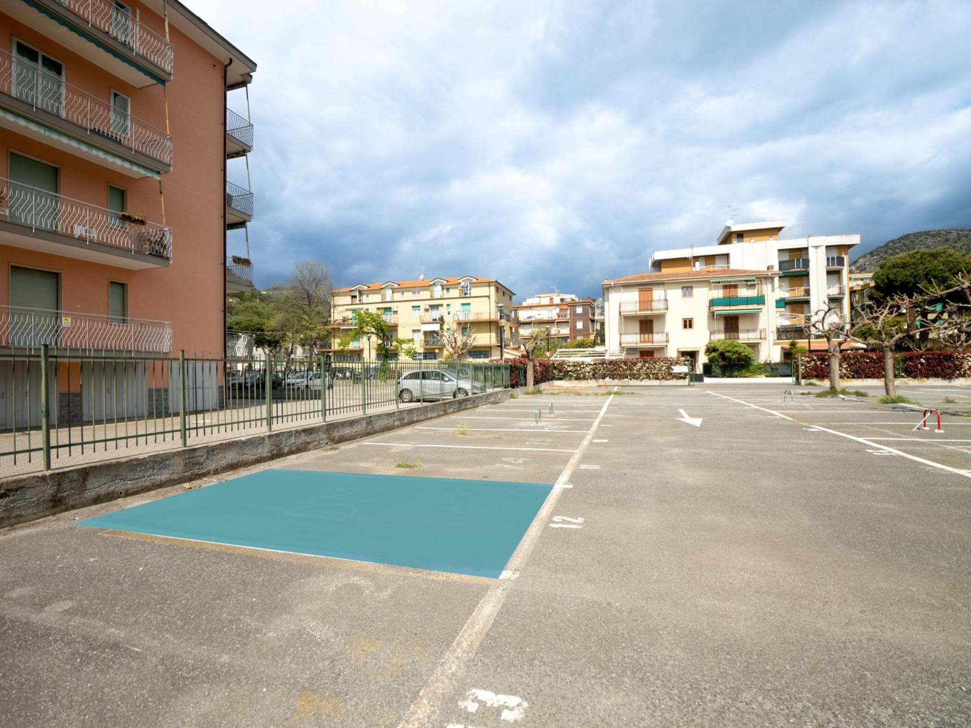 Babyaccomodation Family Bright Pietra Ligure Exterior photo